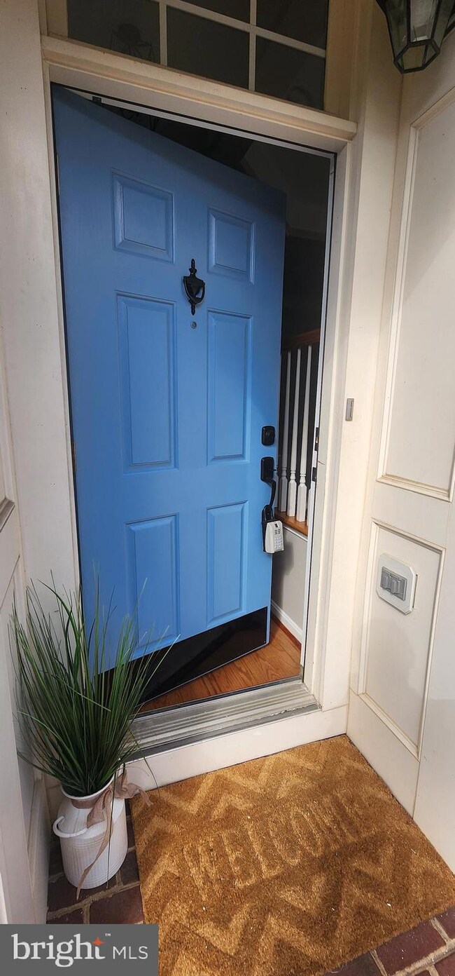 43148 Crosswind Terrace, Broadlands, VA 20148 - photo 2