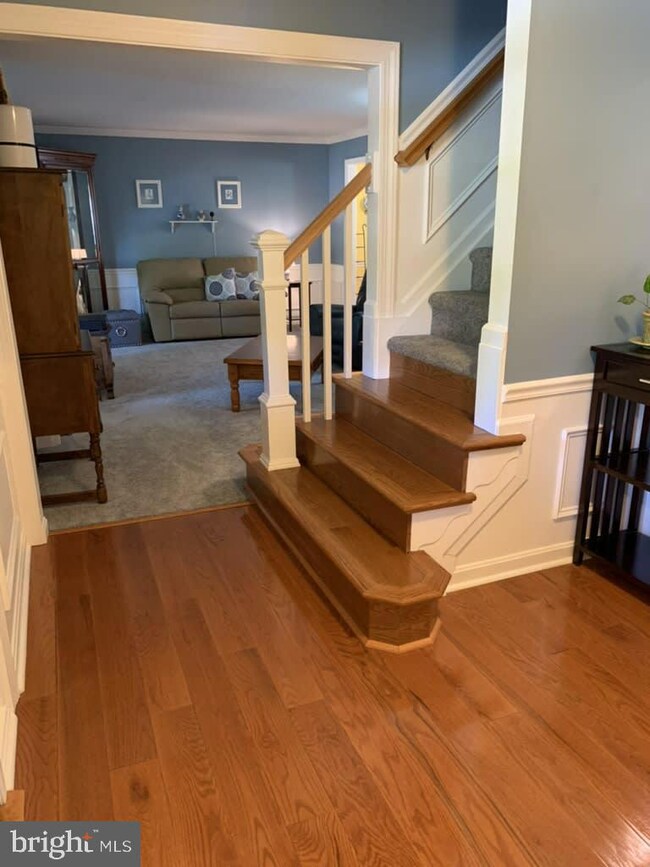 8671 Doves Fly Way, Laurel, MD 20723 - photo 4