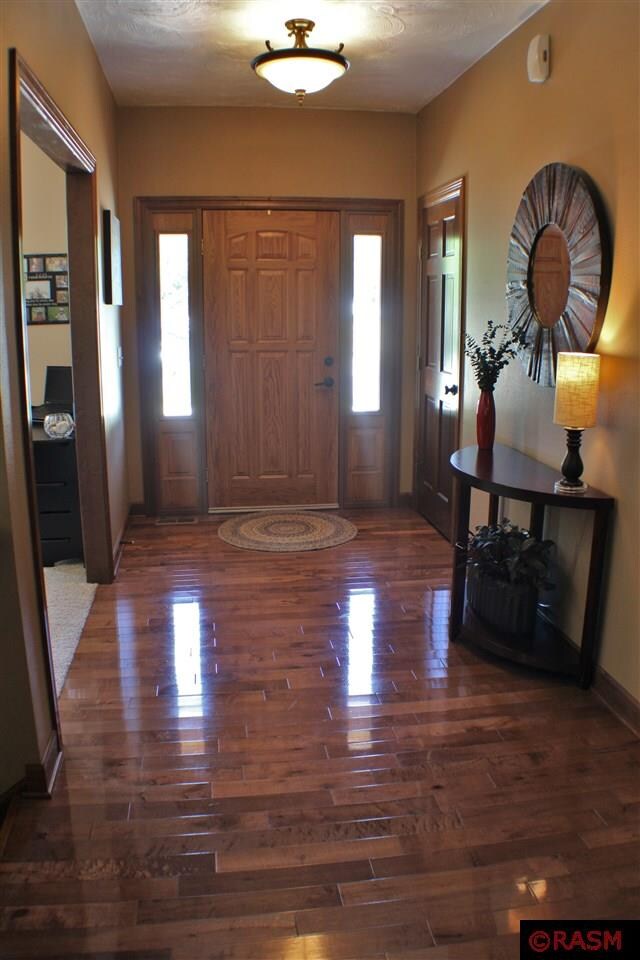 2237 Coventry Ln, North Mankato, MN 56003 - photo 2