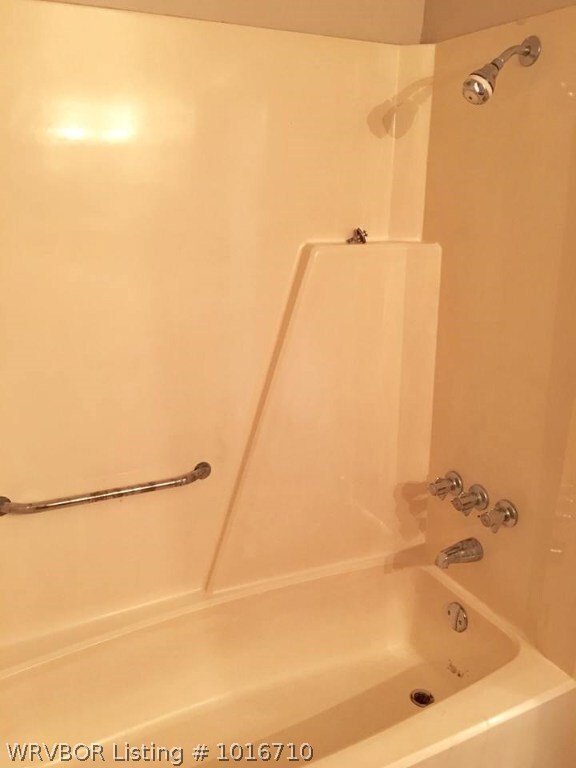 39124 Cedar St unit 22, Howe, OK 74940 - photo 6