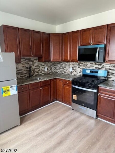 609-611 S 19th St unit 2, Newark, NJ 07103 - photo 2