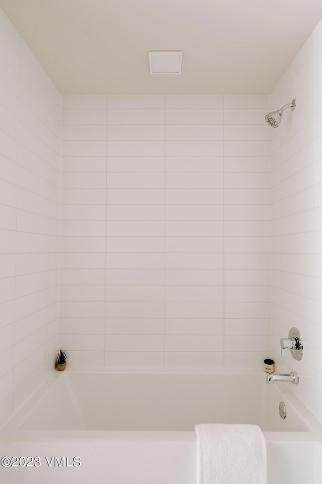 430 S Frontage Rd E unit L, Vail, CO 81657 - photo 3