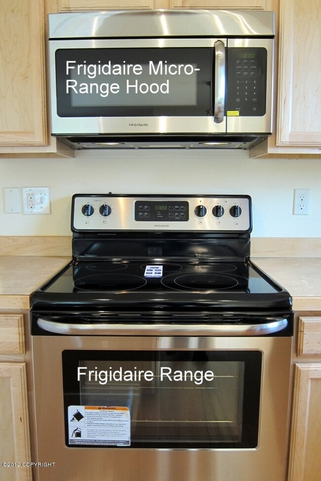 New Frigidaire range, micro-hood