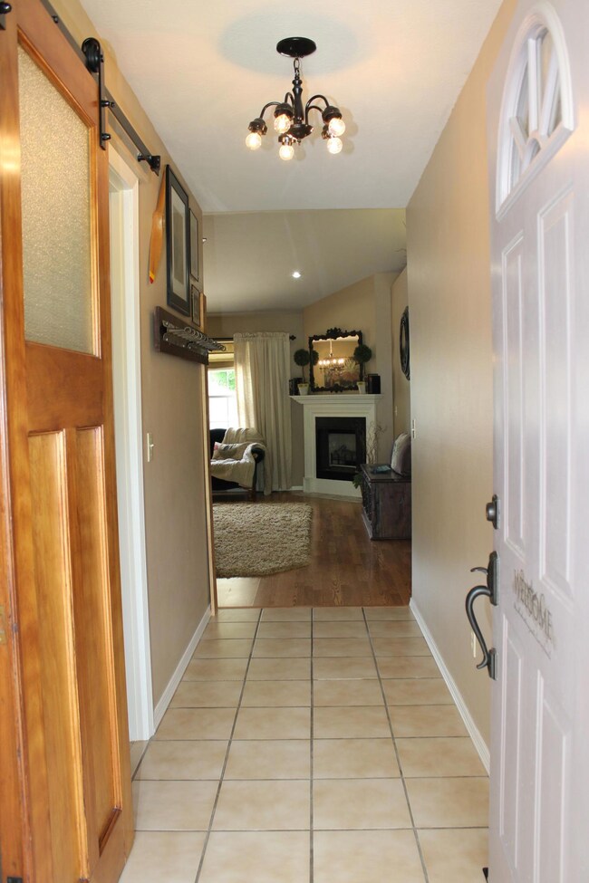 219 Shady Acres Cir, Nixa, MO 65714 - photo 5