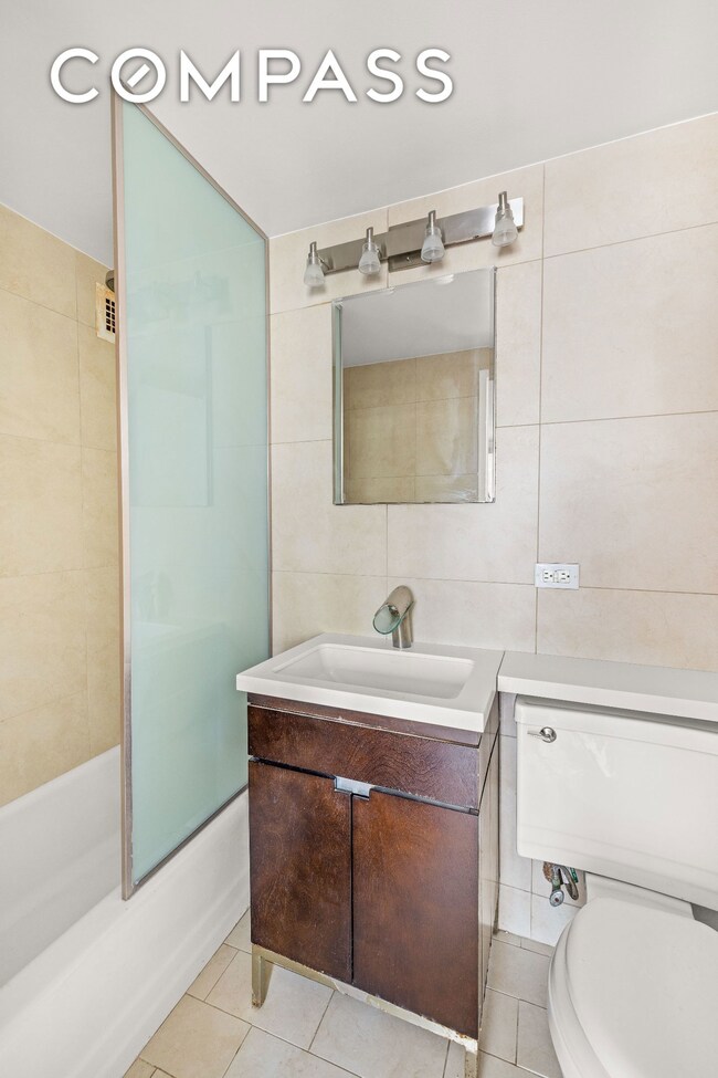 Chelsea Lane unit 14-NN, New York, NY 10011 - photo 5