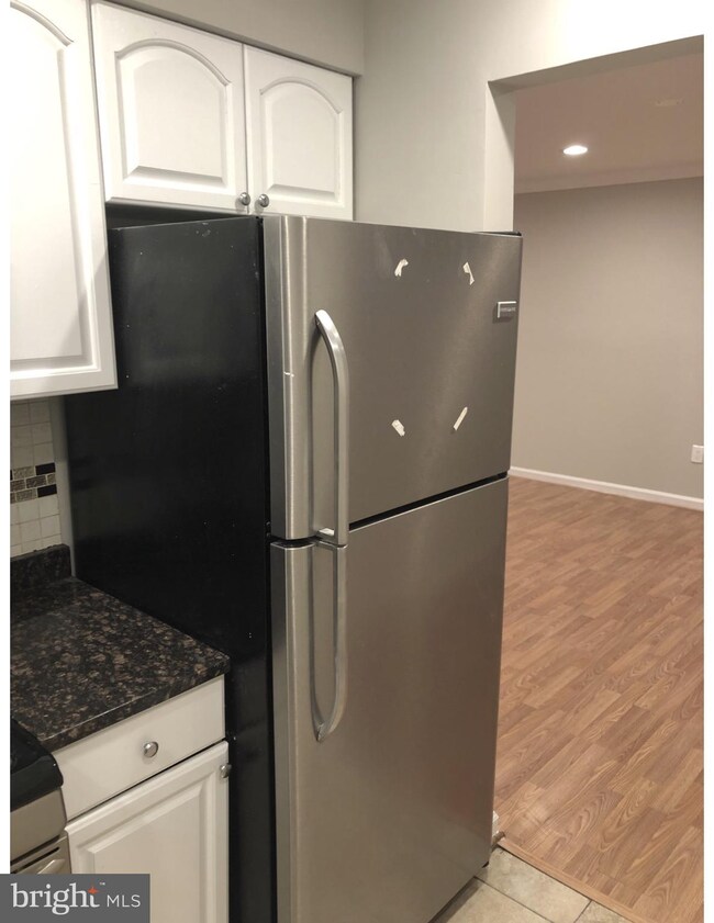 1951 Addison Rd S, District Heights, MD 20747 - photo 4