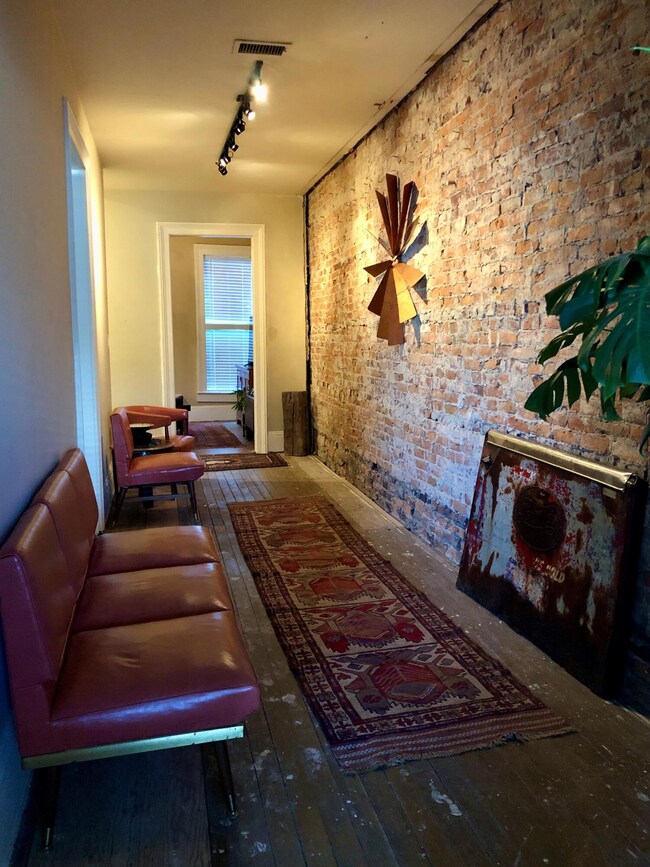 411 W Broadway St, Frankfort, KY 40601 - photo 7