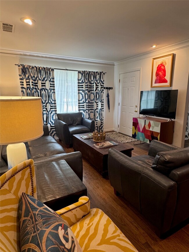 8642 Daytonia Ave, Dallas, TX 75218 - photo 7