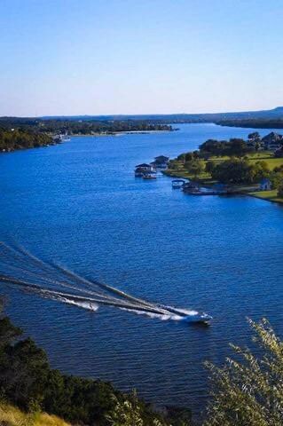 2208 Woodview Trail, Granbury, TX 76048 - photo 5