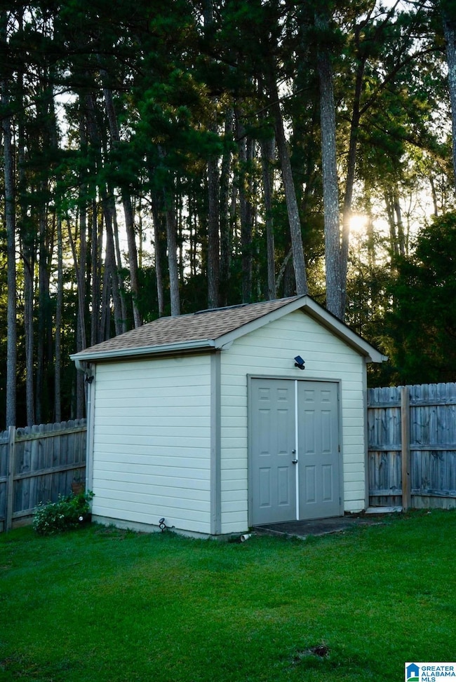 6268 Old Springville Rd, Pinson, AL 35126 - photo 5