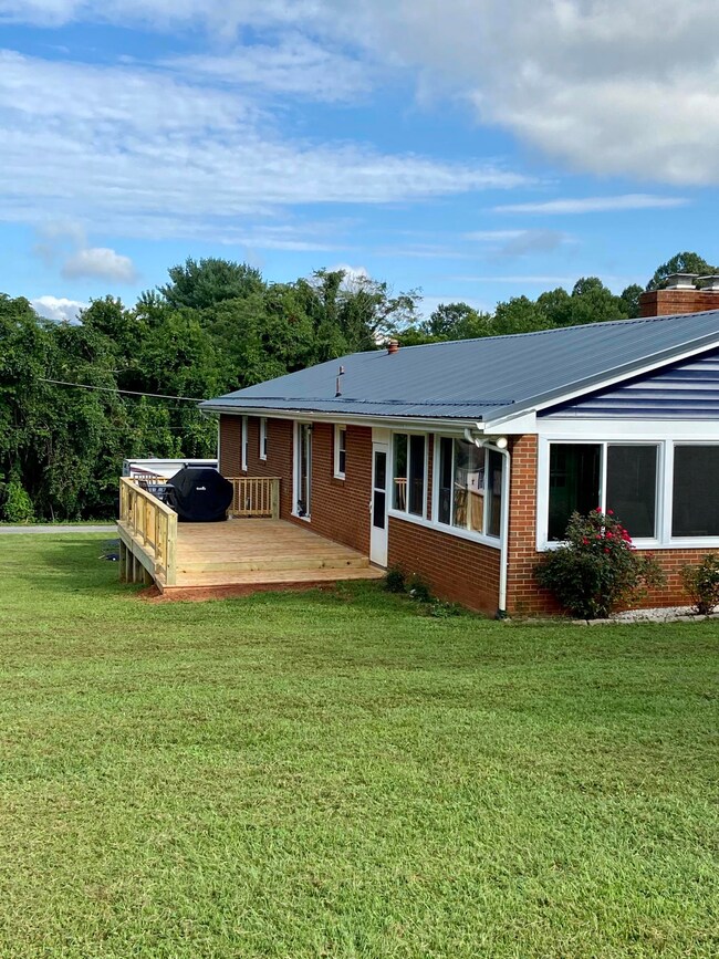 5E5927D3-FBFB-4012-B08D-93D3CD0DC126_1_2