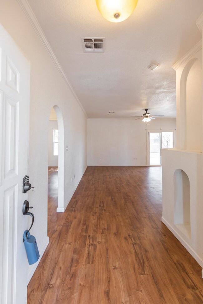 1062 Mimosa Ave, Alamogordo, NM 88310 - photo 5