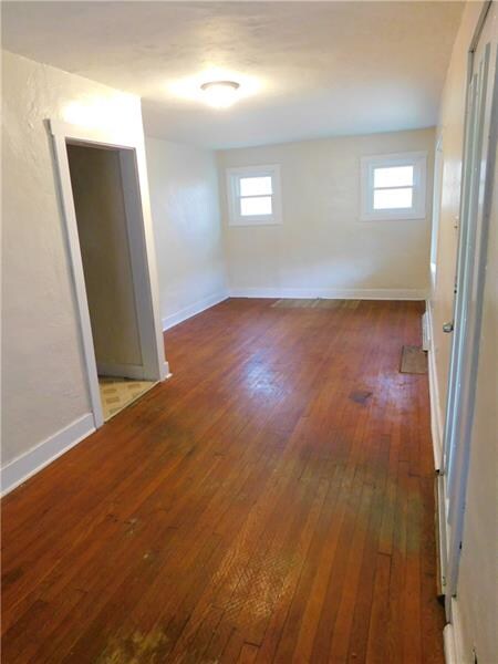Living room view... Plenty of space at the entry t