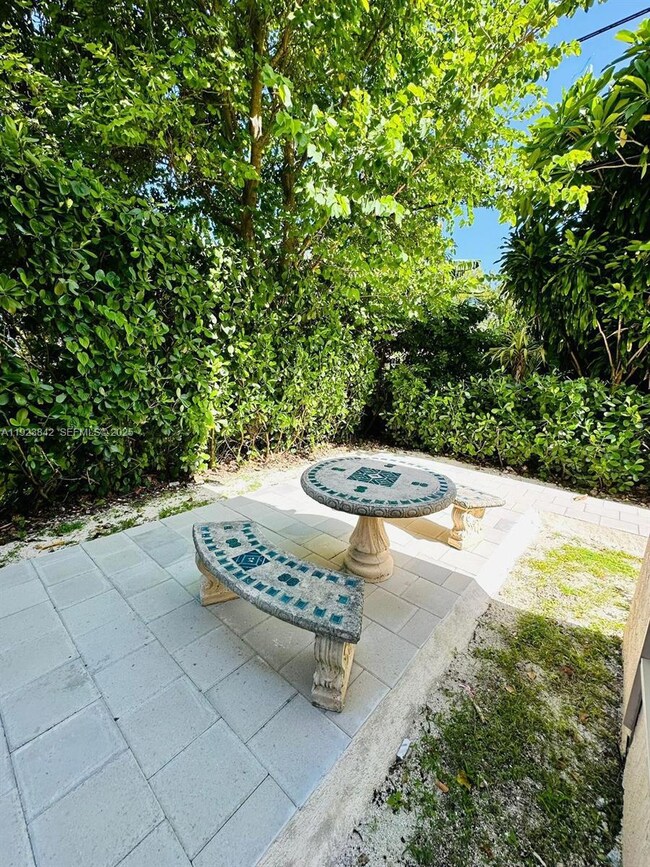 344 Mendoza Ave unit 7, Miami, FL 33134 - photo 7