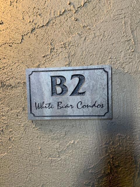 WB BA2 door
