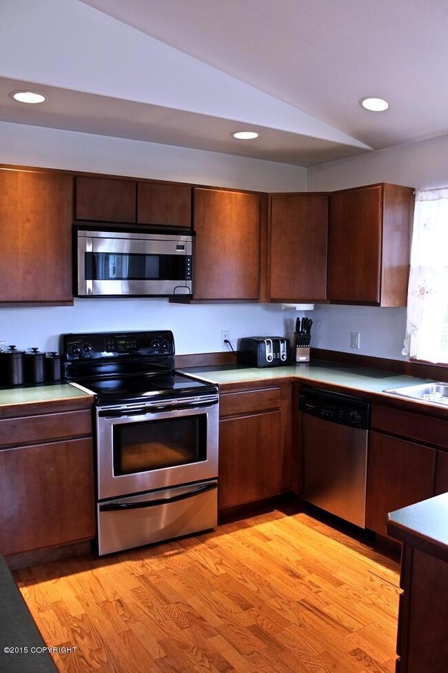 gourmet kitchen