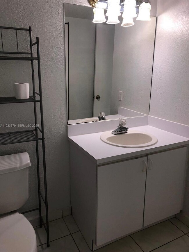 9360 Fontainebleau Blvd unit D308, Miami, FL 33172 - photo 7