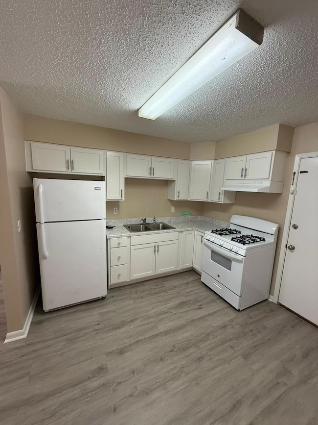 830 Cardinal St unit 2, Fort Walton Beach, FL 32547 - photo 4