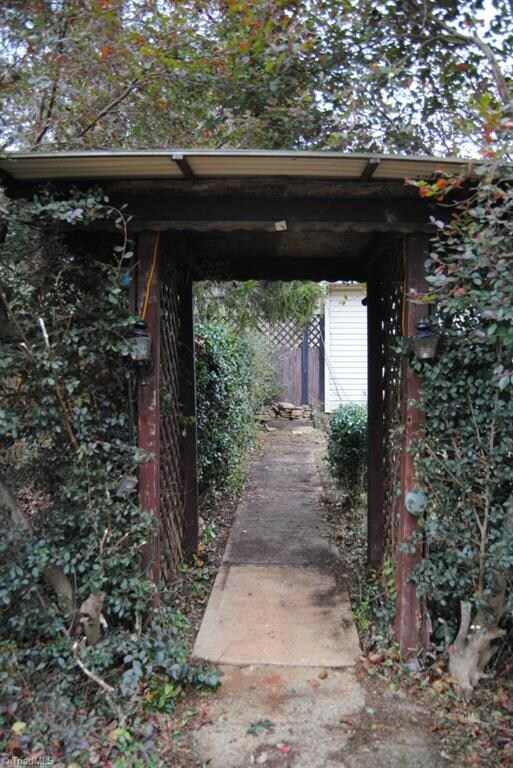 159 Southway Ln, Statesville, NC 28625 - photo 5