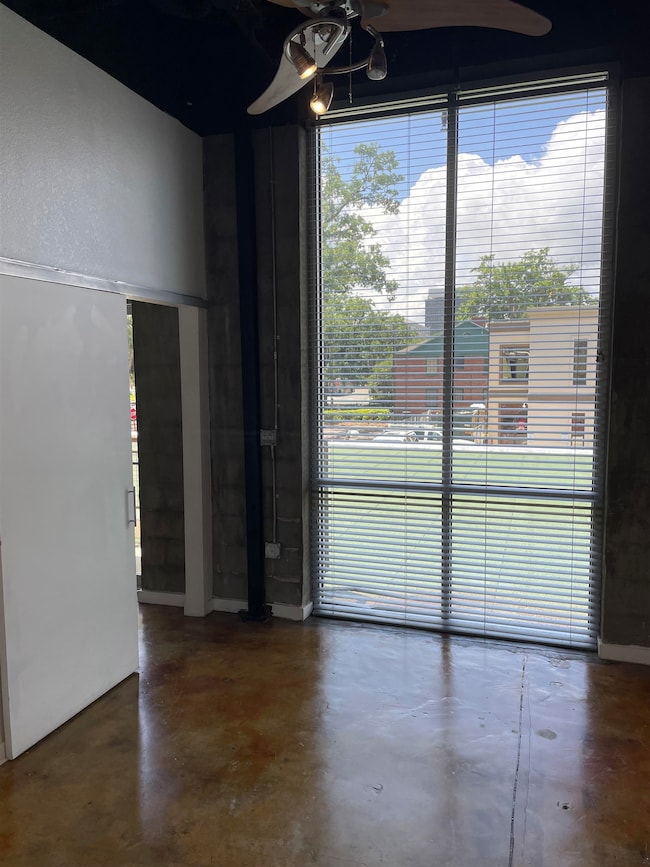 420 N Adams St unit 202, Tallahassee, FL 32301 - photo 2