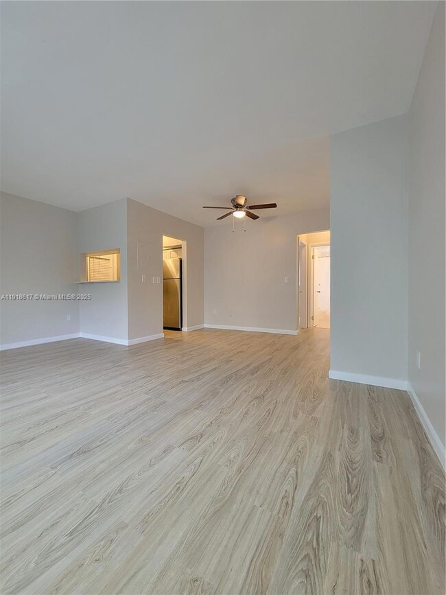 835 Lenox Ave unit 207, Miami Beach, FL 33139 - photo 6
