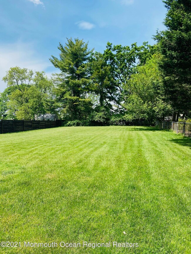 43 Lakeview Ave, West Long Branch, NJ 07764 - photo 4