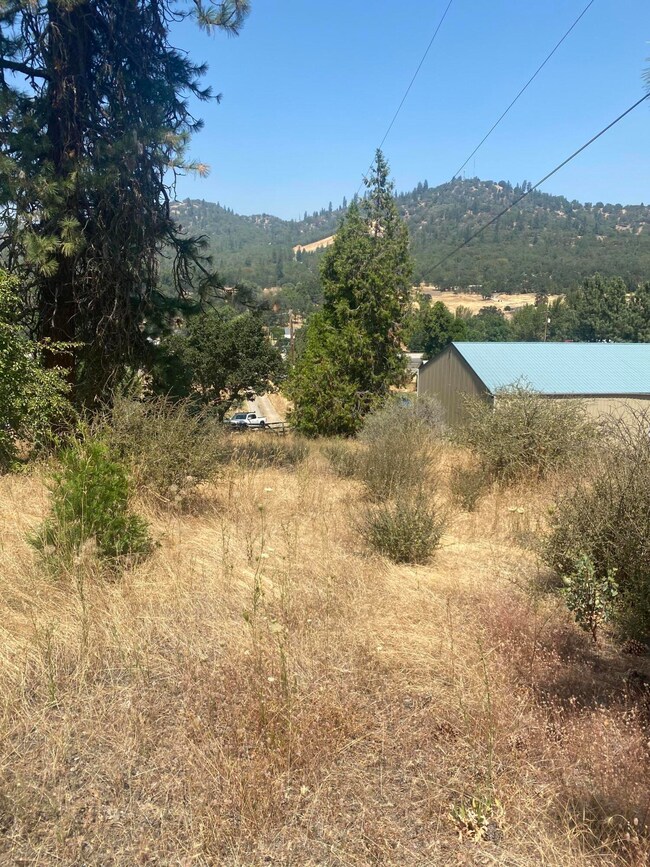 6285 Foley Ln, Central Point, OR 97502 - photo 5