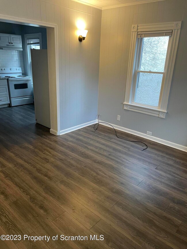 1311 Clay Ave unit 1, Dunmore, PA 18510 - photo 2