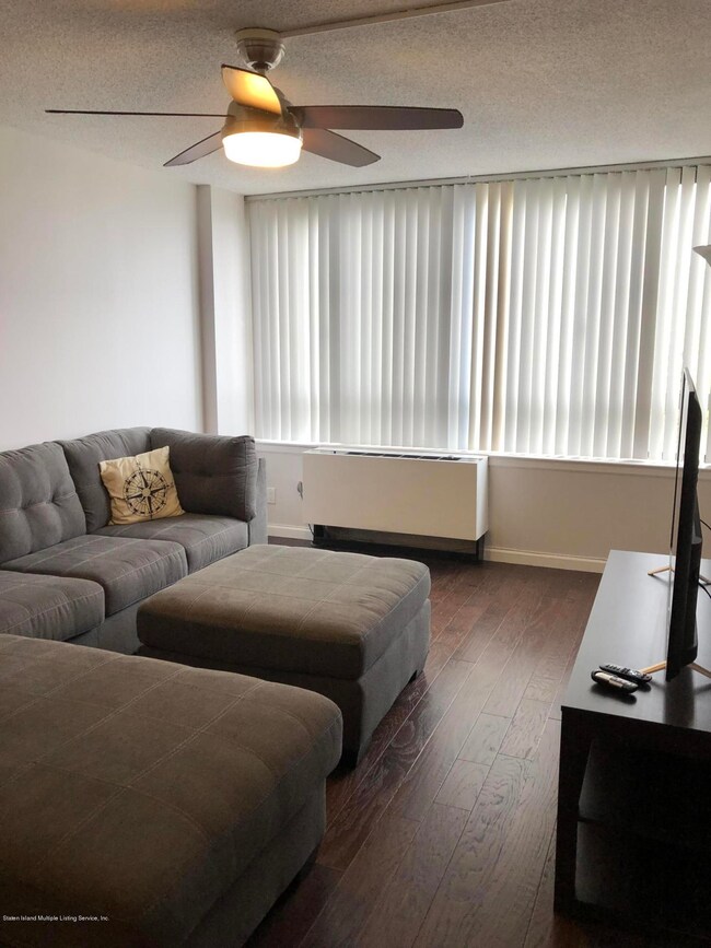 Sunrise Tower unit 1207A, Staten Island, NY 10304 - photo 6