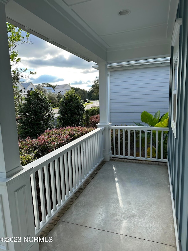 FA2E4404-30D9-414B-8887-80FC8C9F47F2