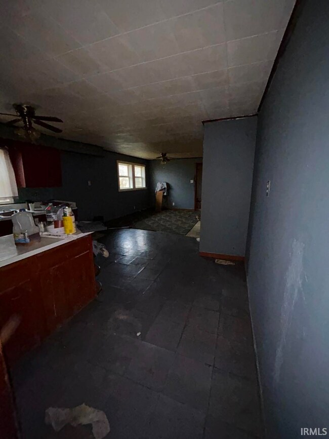 1607 E 36th St, Marion, IN 46953 - photo 3