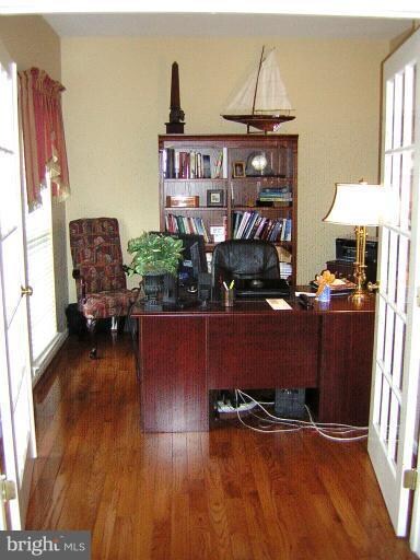 42083 Cherish Ct, Aldie, VA 20105 - photo 5