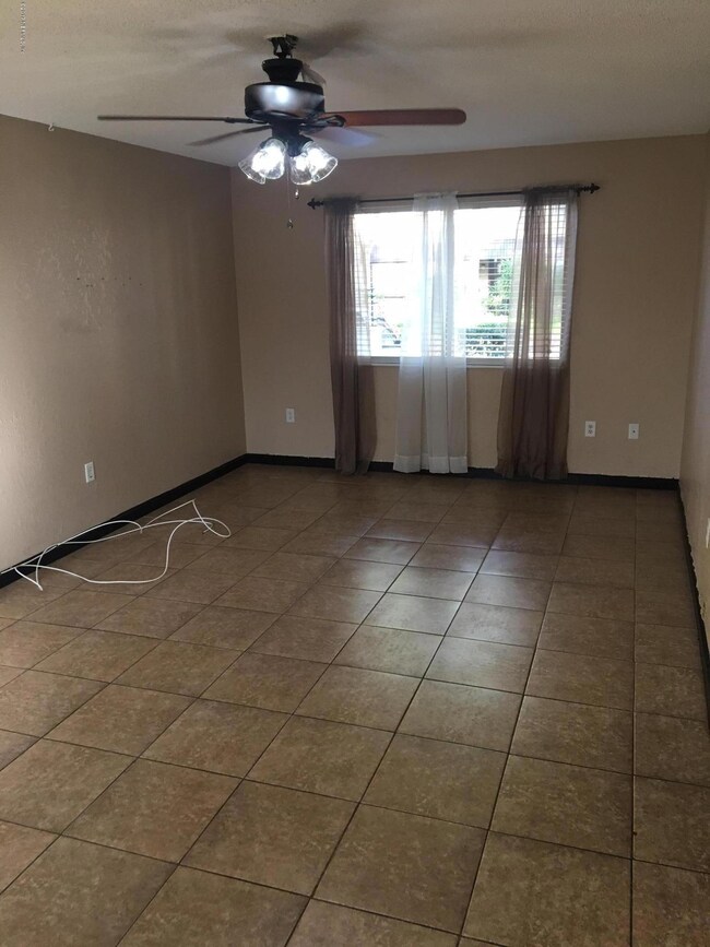 736 Oaks Field Rd unit I3-1, Jacksonville, FL 32211 - photo 7