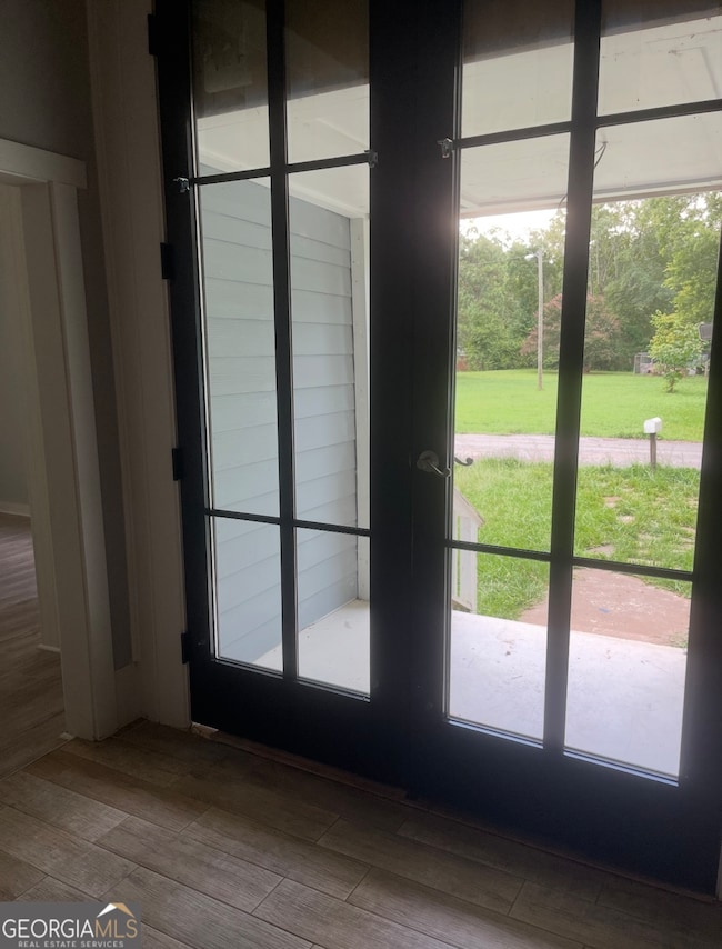 112 Hendry St, Union Point, GA 30669 - photo 4