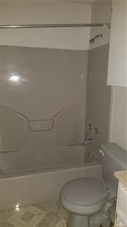 2205 Kimberly Ln unit B, Edinburg, TX 78541 - photo 5