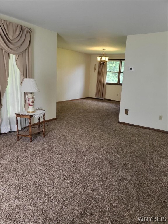 1455 Doebler Dr, North Tonawanda, NY 14120 - photo 4