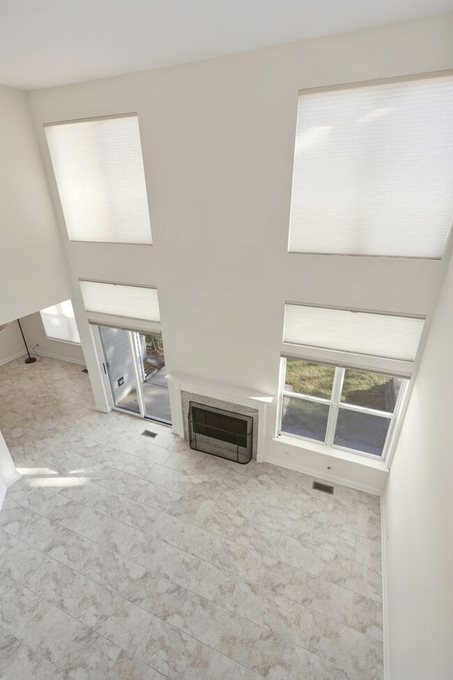 unlisted-address, Elk Grove Village, IL 60007 - photo 4