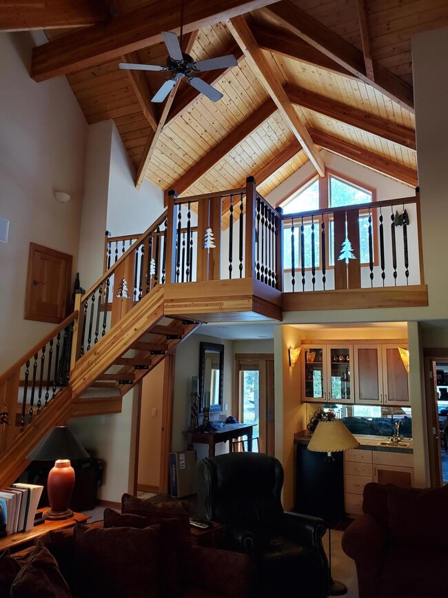 57692 Poplar Loop unit 47, Sunriver, OR 97707 - photo 2