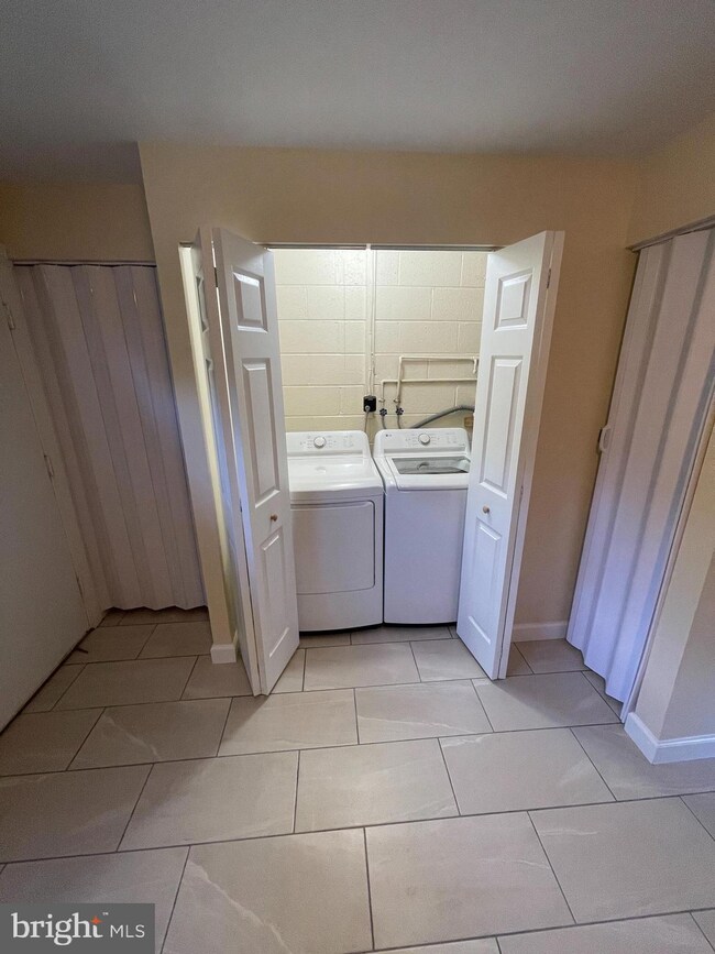 1925 Arwell Ct, Severn, MD 21144 - photo 5