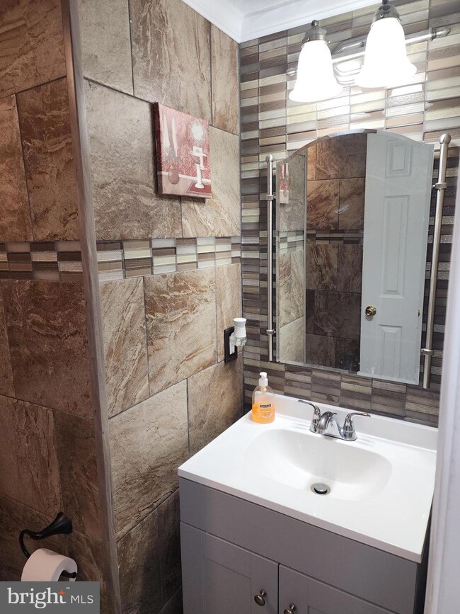 5103 Toddsbury Place, District Heights, MD 20747 - photo 4