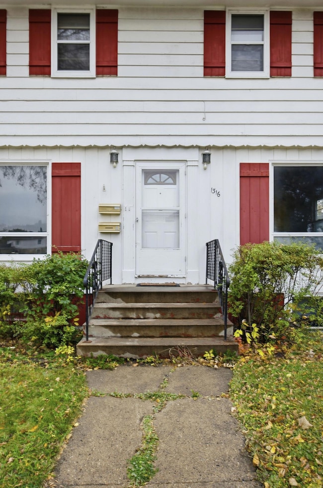 1316 8th St N, Fargo, ND 58102 - photo 3