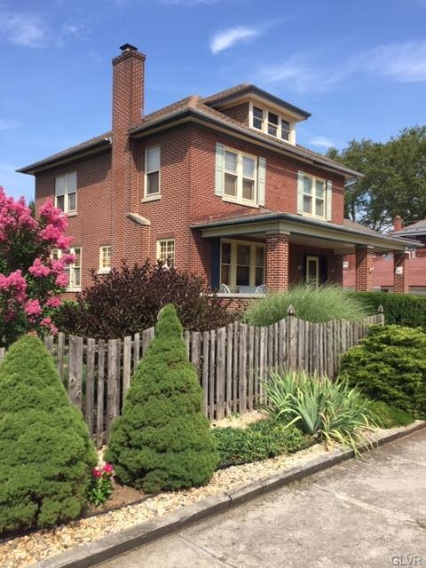 526 N Saint Lucas St unit 528, Allentown, PA 18104 - photo 2