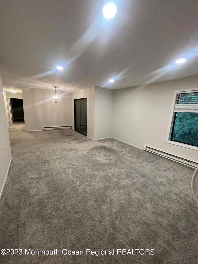 7 Pine Cluster Cir unit K, Manalapan, NJ 07726 - photo 4