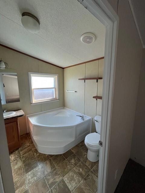 Primary bath with large garden tub