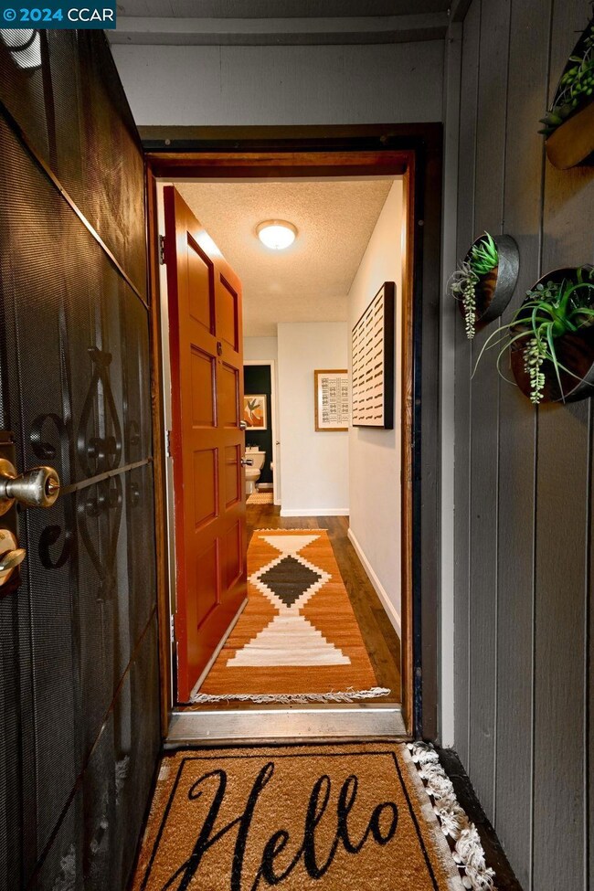 2101 Vanderslice Ct unit 6, Walnut Creek, CA 94596 - photo 2