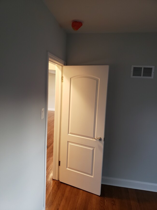 1343 Norfolk Ave, Westchester, IL 60154 - photo 7