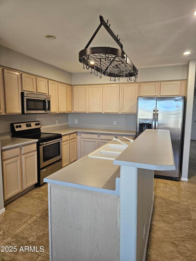 15041 S Brook Hollow Rd, Arizona City, AZ 85123 - photo 6