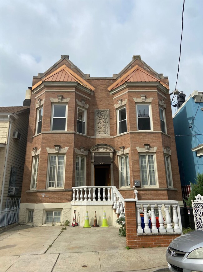 4523 Harrison Place unit 2, Union City, NJ 07087 - photo 2