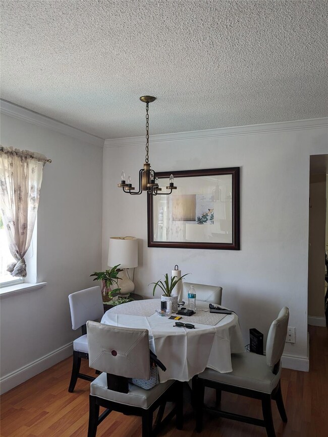 unlisted-address, Miami Beach, FL 33141 - photo 4