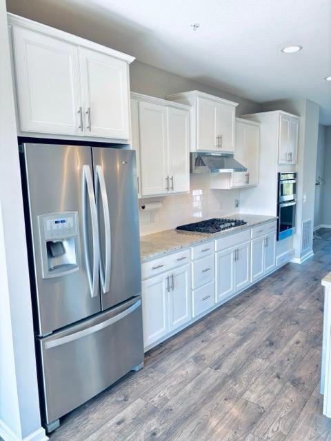 Stainless Steel appliances w/double wall oven microwave